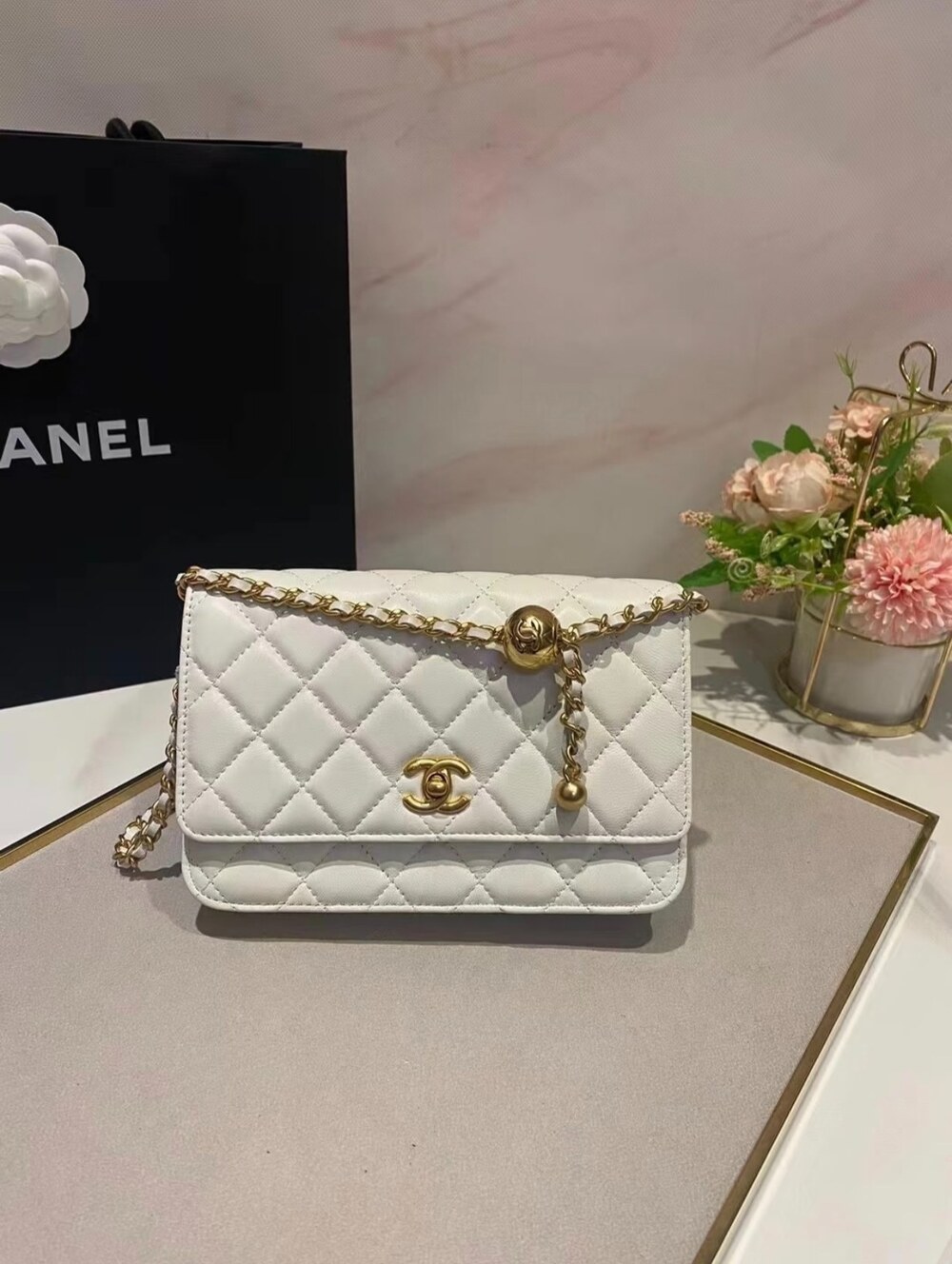 CHANEL Wallet on Chain  with Pearl Crush Ball